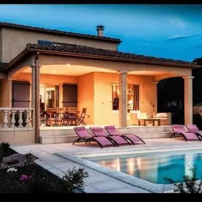Villa les Deux Cypres