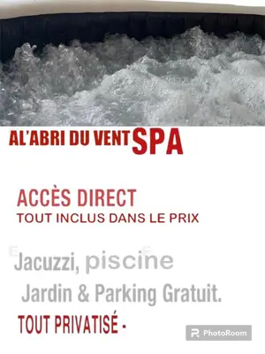 an image of a tub of water at CARCASSONNE Studio avec Jacuzzi y piscina in Carcassonne