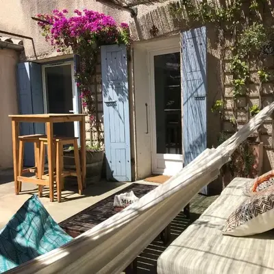 Appartement climatisé avec terrasse