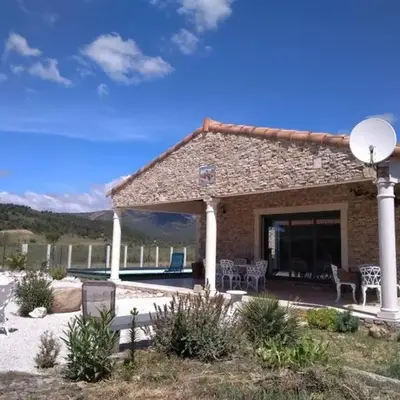Villa Félines